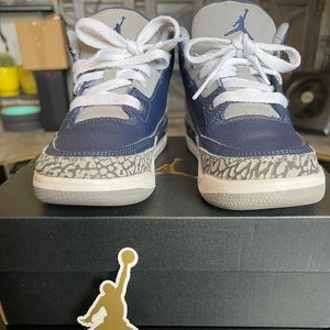 Nike Air Jordan 3 Retro  KIDS SHOES 1.5Y